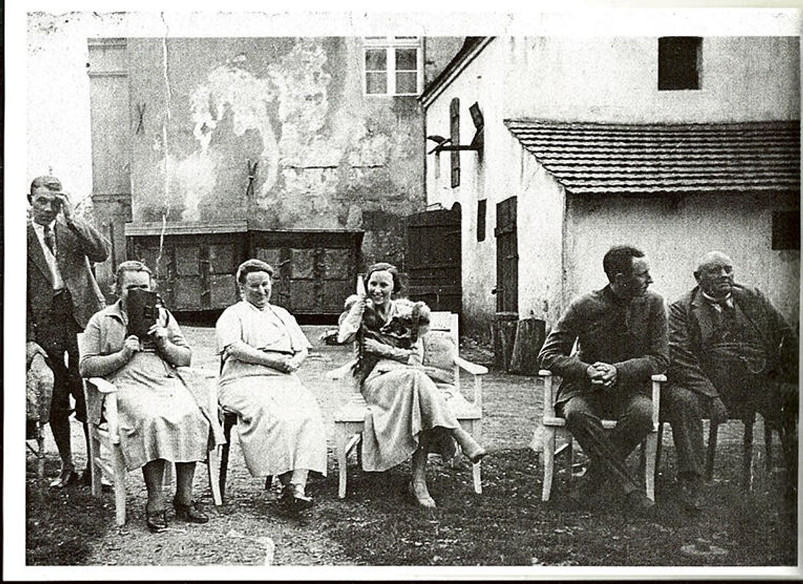Z dziejów dóbr i zamku  w Dąbrówce Górnej Część II