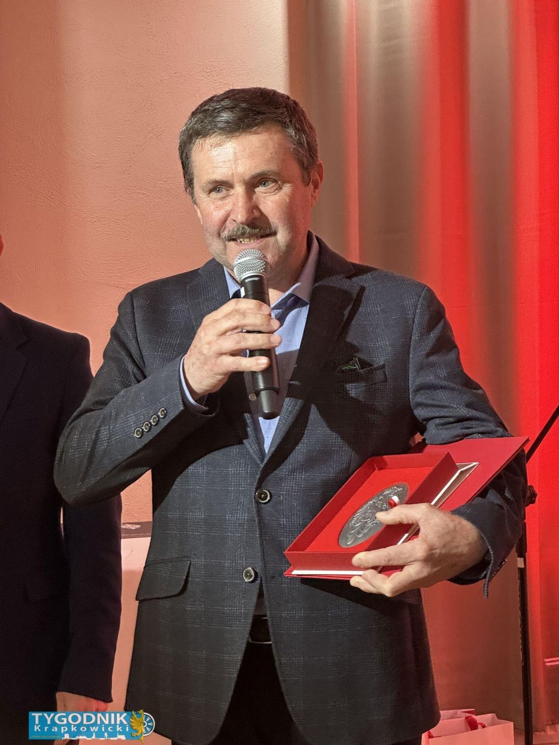 Zbigniew Kawa – wieloletni sołtys Kamienia Śląskiego podczas rozmowy o działalności społecznej i rozwoju miejscowości