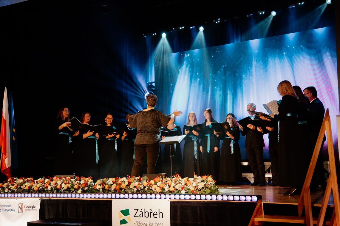 [ZDJĘCIA] 33. Festiwal Chórów Mniejszości Niemieckiej w Walcach. Złote, Srebrne i Brązowe Pasma rozdane