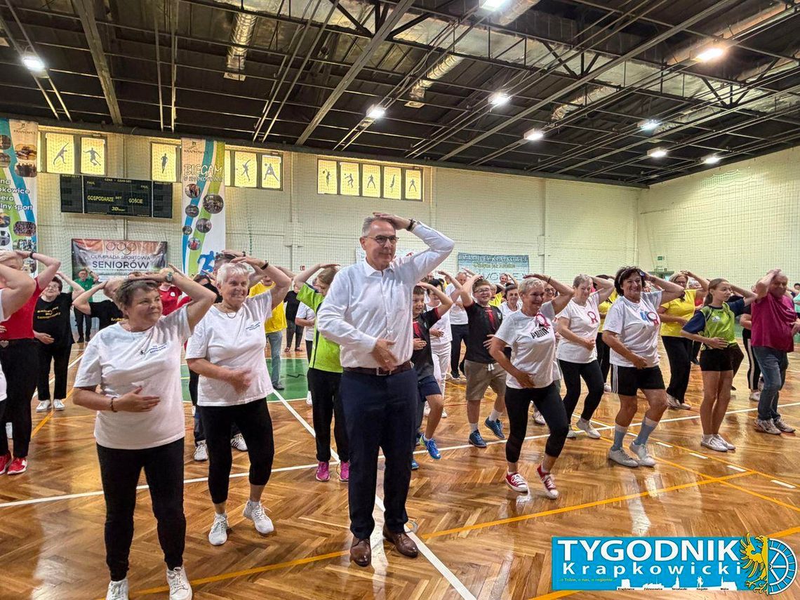 (Zdjęcia) Seniorada w Otmęcie. Sportowe emocje i radosna atmosfera (Zdjęcia) Seniorada w Otmęcie. Sportowe emocje i radosna atmosfera