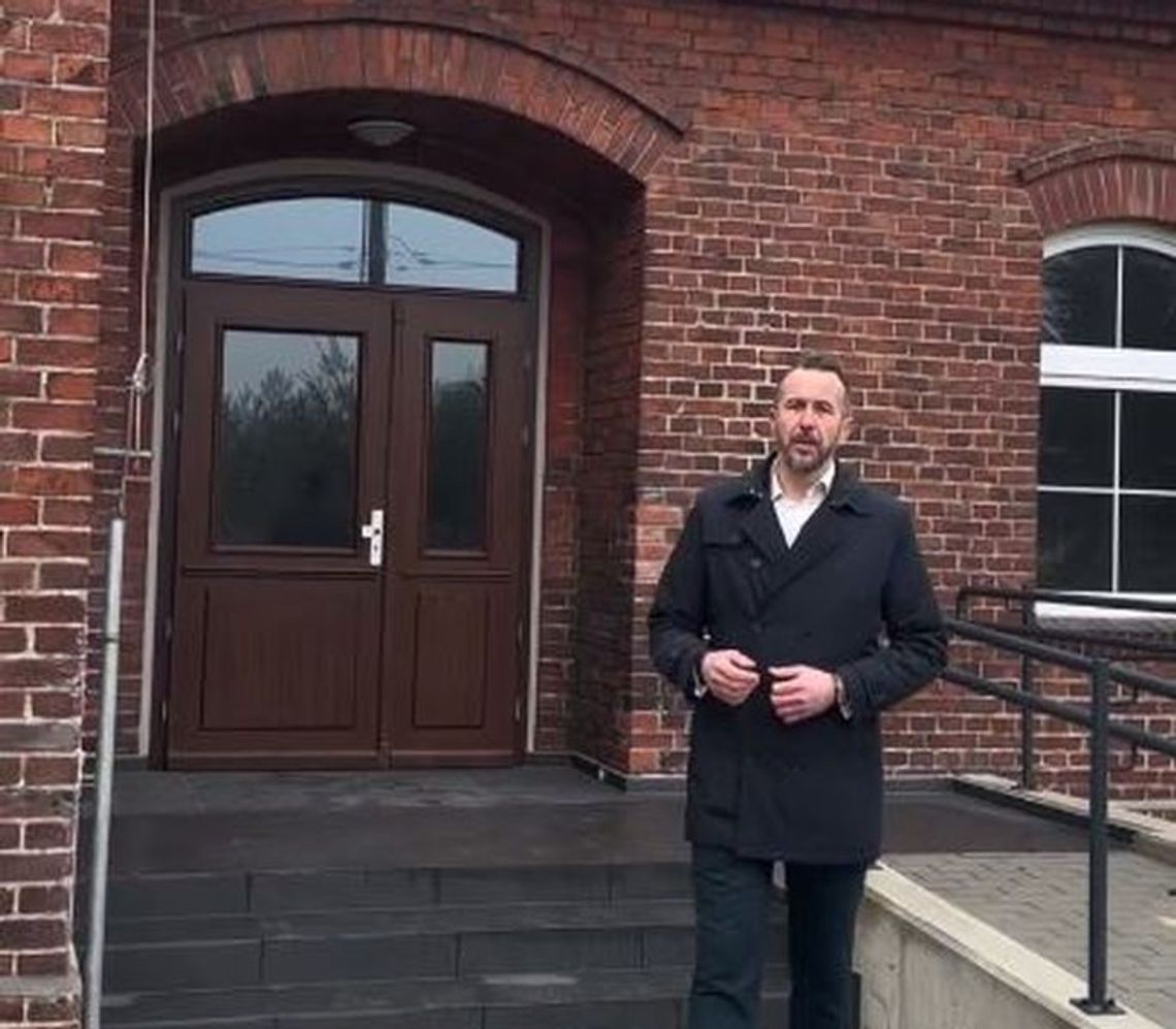 Nowe mieszkania komunalne w Rozwadzy, oddane do użytku mieszkańcom gminy Zdzieszowice dzięki programowi Polski Ład