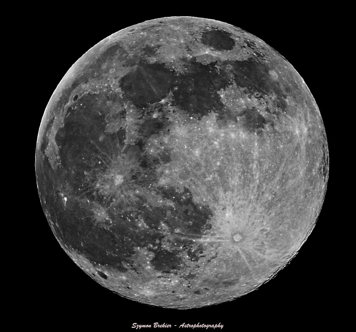 „Zimny Księżyc” rozświetlił grudniowe niebo nad powiatem krapkowickim