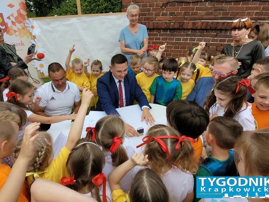 Podpisanie umowy na budowe nowej siedziby przedszkola w Głogówku