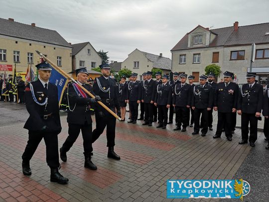 [ZDJĘCIA] OSP Strzeleczki świętuje 100 lat służby. Wzruszająca uroczystość z udziałem mieszkańców i druhów
